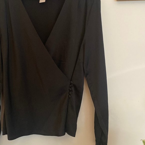 H&M V-neck Wrapover Blouse - Picture 2 of 5